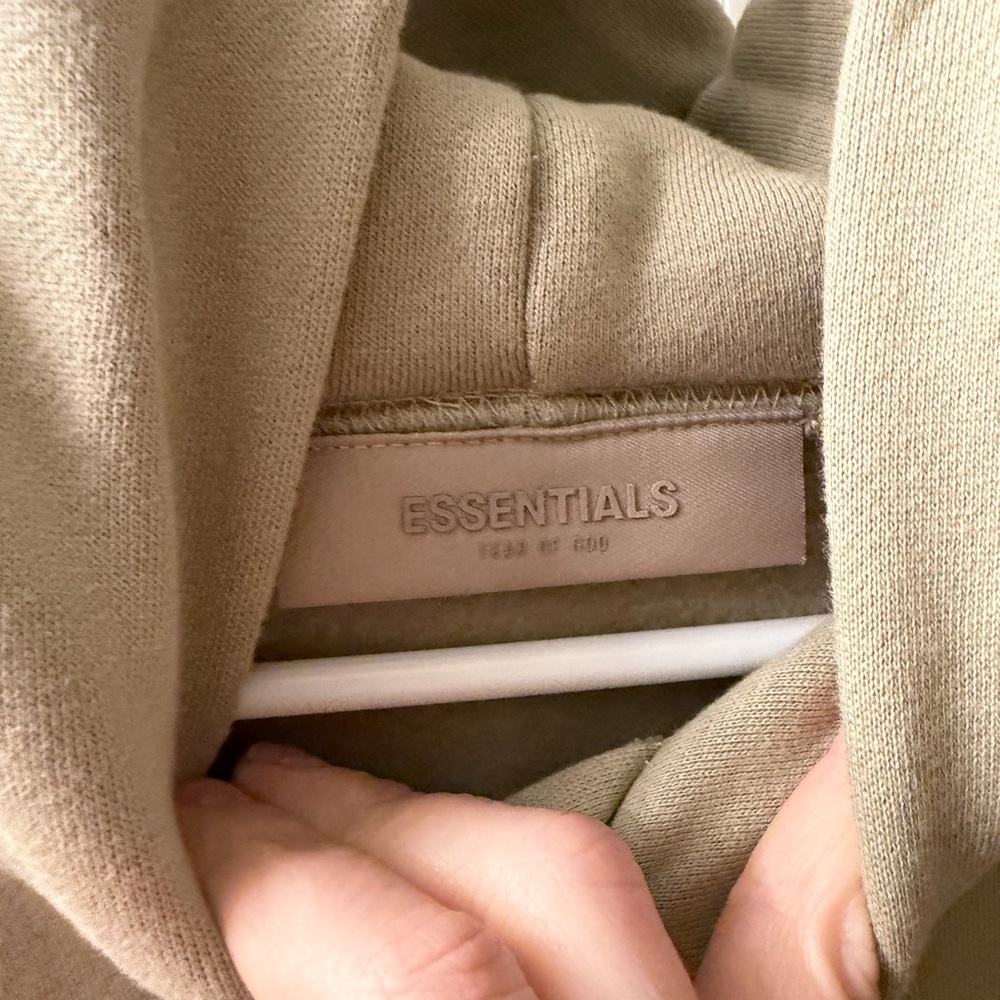 Essentials Fear of God Men's Light Sage Pullover Hoodie - Picture 5 of 10